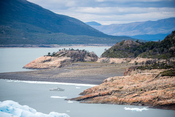 跪求数学家小时候的故事（350~450字）