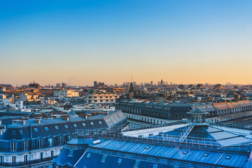 大学生为什么必须学国防知识400字