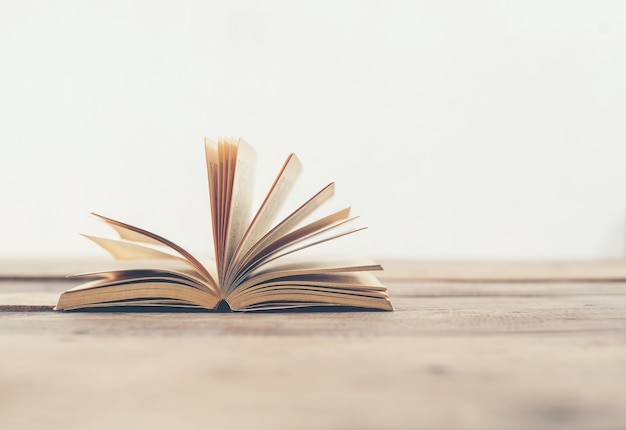 我能为地球做的10件小事手抄报 地球日手抄报